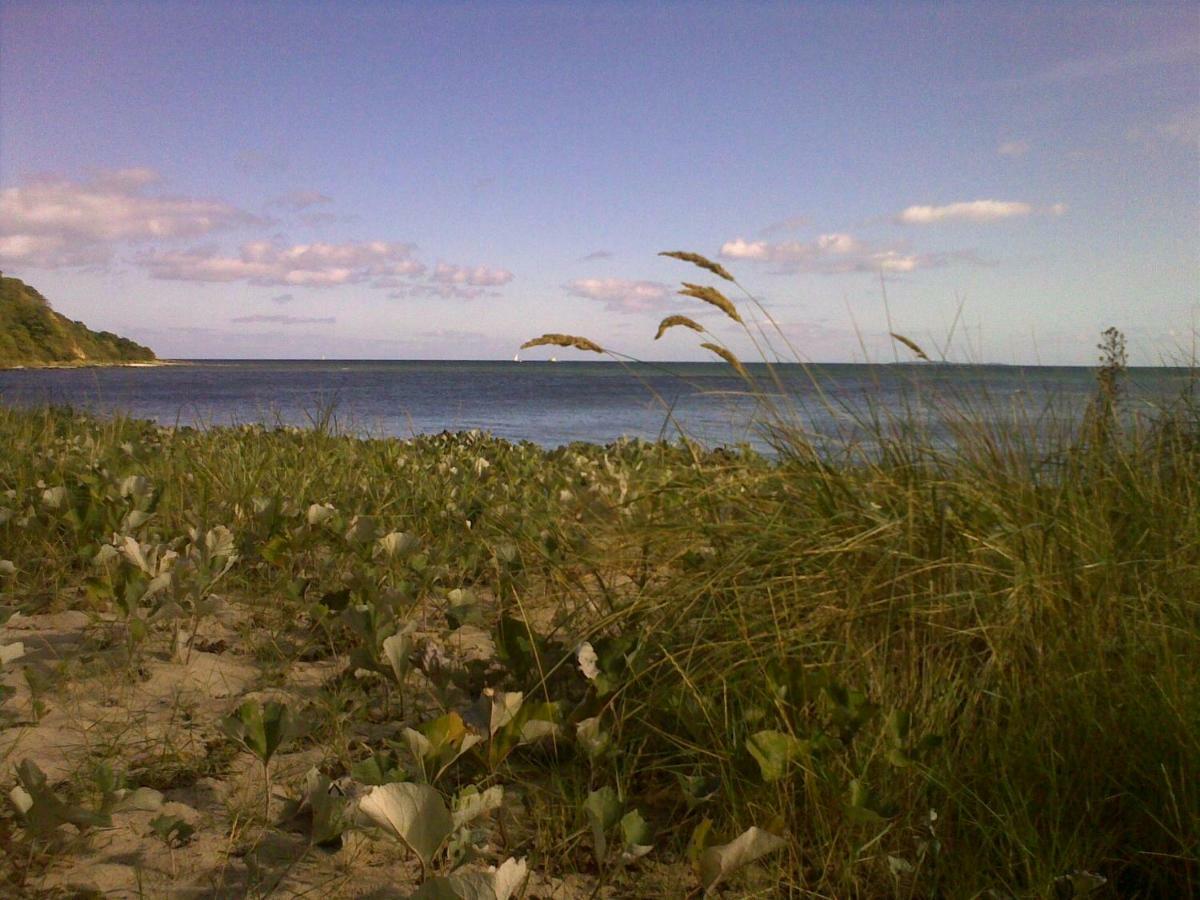 Uns Gartenhus Mit Blick Auf Das Meer Thiessow Exterior foto
